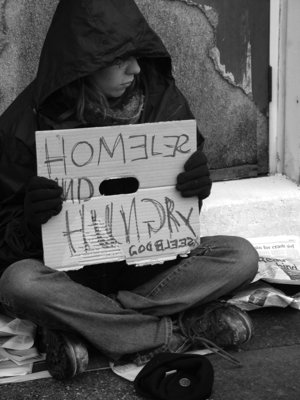 http://ecofeminista.files.wordpress.com/2009/02/homeless.jpg